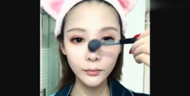 小姐姐化妆三个小时了,三个小时磨砺的艺术之旅